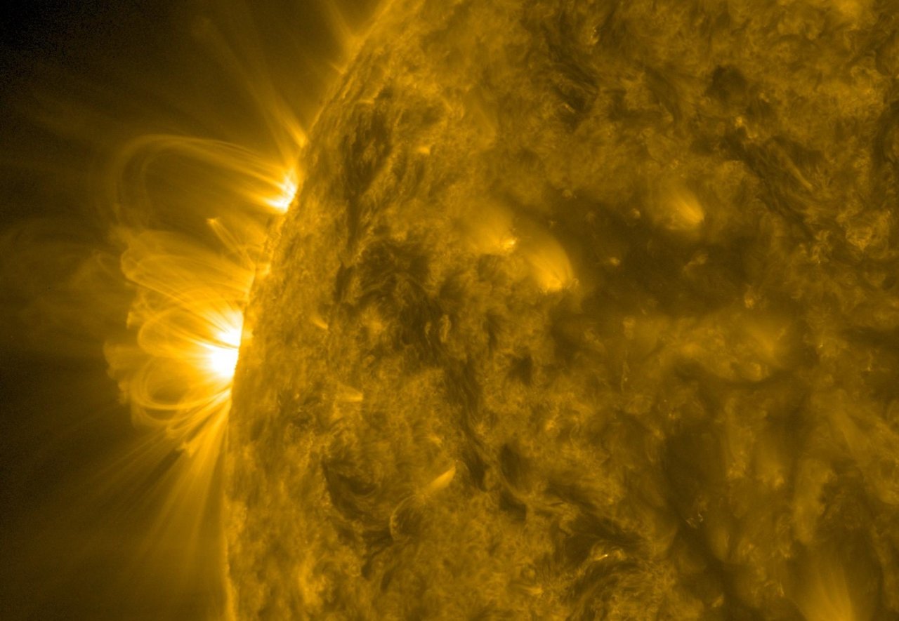 Slunce v plné síle: Sonda NASA zachytila jeho divokou a neviditelnou tvář