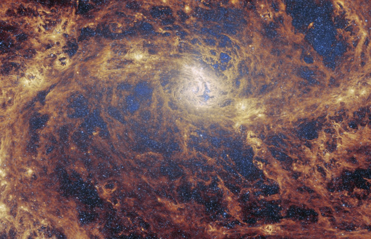 Neviditelné monstrum odhaleno: Webb našel v galaxii M83 to, co astronomové léta hledali