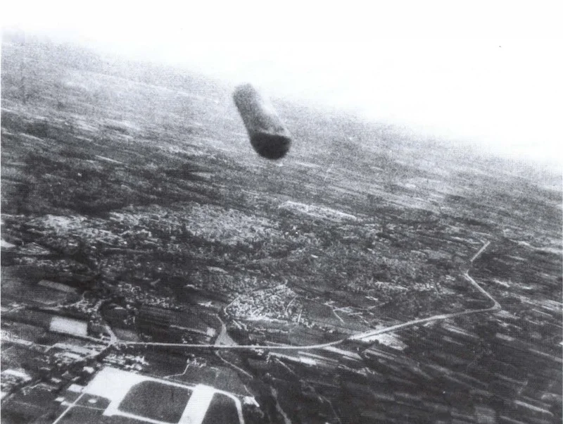 Detailní záběr objektu z Trevisa. Tvar 